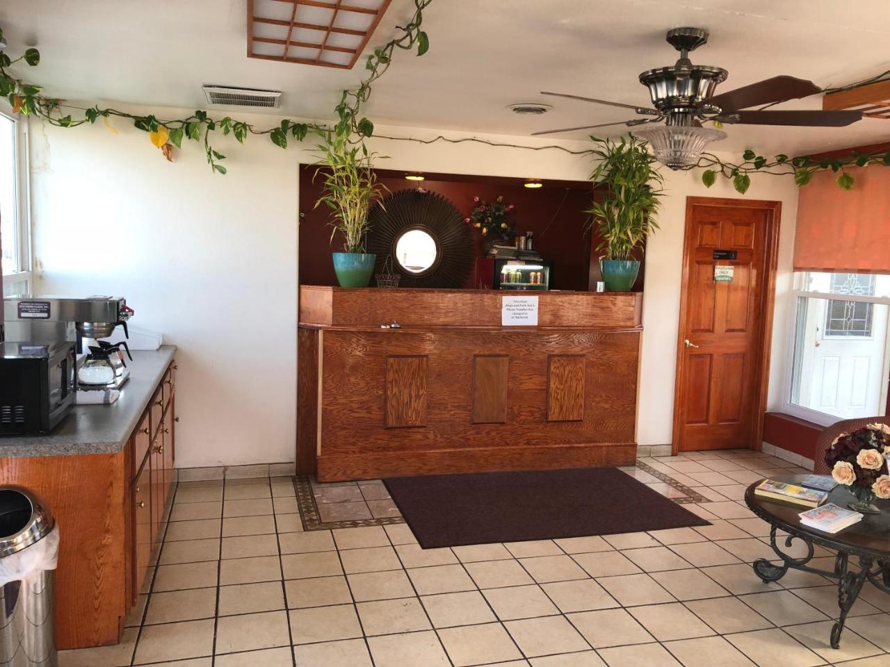 Dogwood Park Inn Springfield Eksteriør bilde